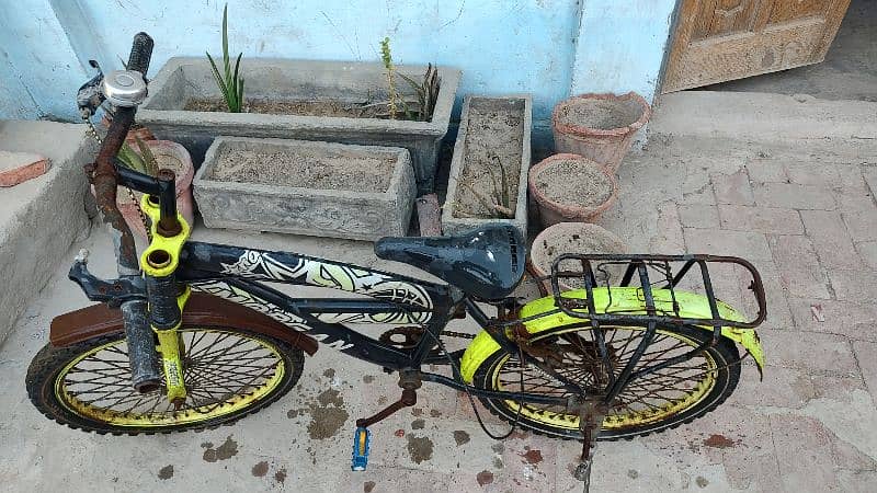 bicycle for sale used hy condition 10/8 03012181887 3
