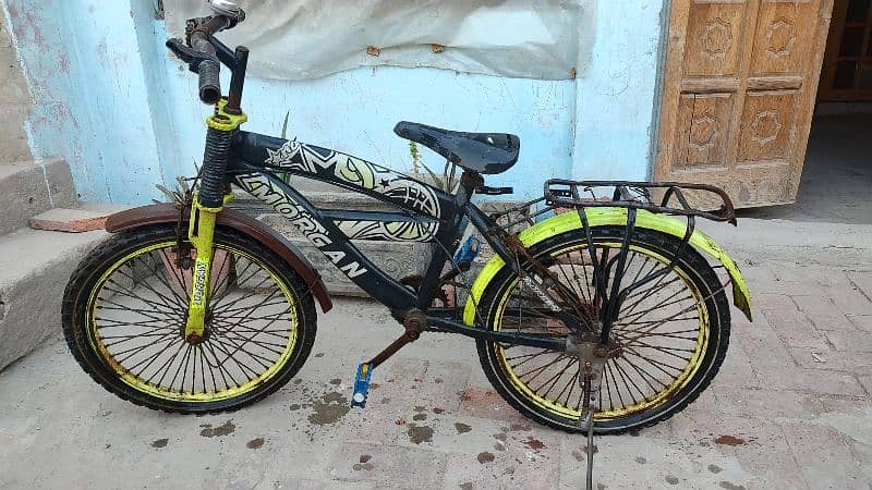 bicycle for sale used hy condition 10/8 03012181887 4