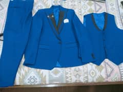 Royal Blue Tuxedo 3 Piece Suite