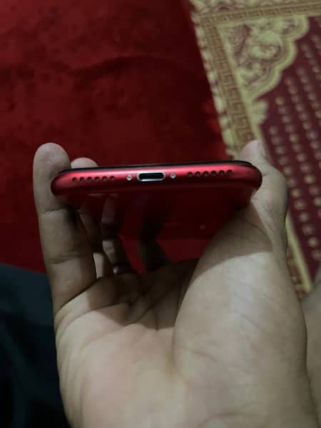 iphone Se 2020 approved limited edition red colour air packed 5