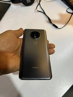 One plus 7T 8/128 with original charger