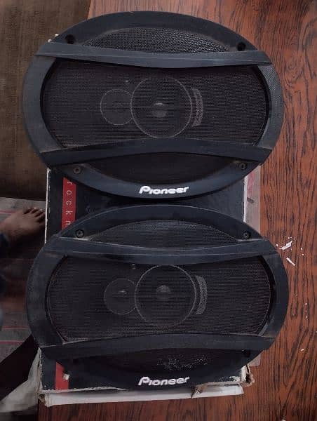 12 inches pioneer woofer . Rock mars RM-AF4700 3000 watts  AMP 2