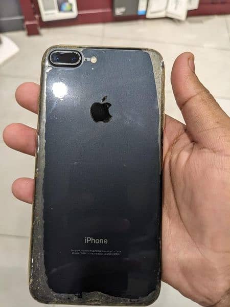 iphone 7 plus PTA approved 4