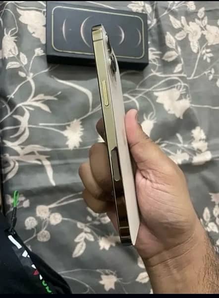 iphone 12 pro FU 256 non Active 3