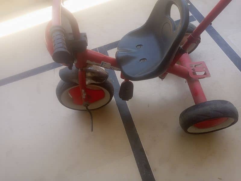 kids cycle in good condition 3