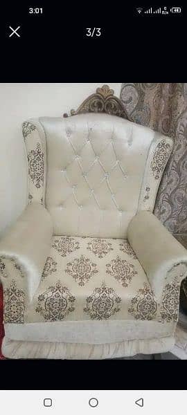 sofa set A1 condition only one month use 1