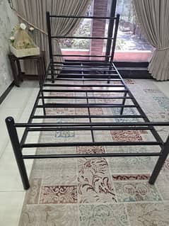 Wrought iron single folding bed 0