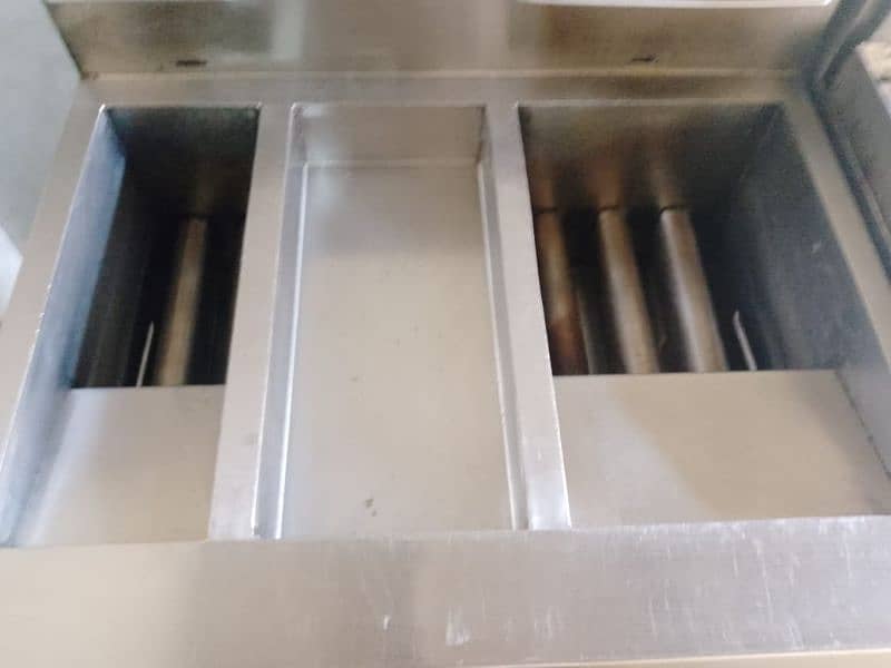 Commercial Deep Frier and Hot Plate 7