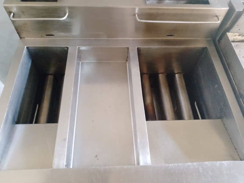 Commercial Deep Frier and Hot Plate 9
