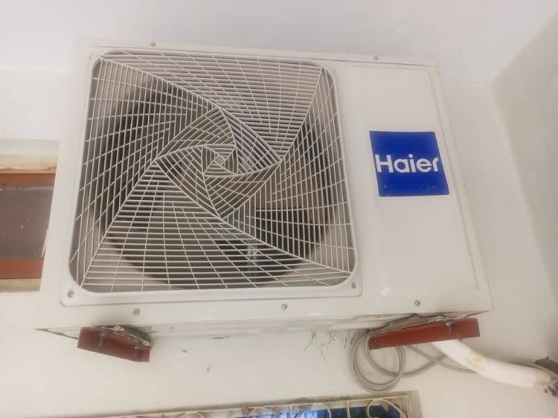 Haier Split AC / 2 Ton well Conditioned 4