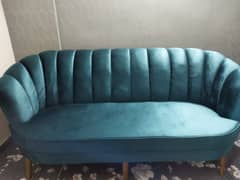 Urgent sale of sofa set