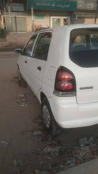 Salam I am selling my alto car showroom condition 10
