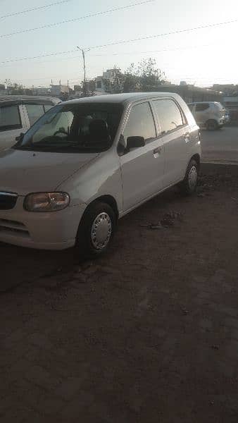 Salam I am selling my alto car showroom condition 11
