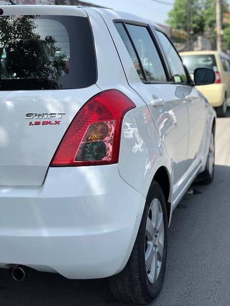 Suzuki Swift DLX 2018 minor touching. Second owner. 5