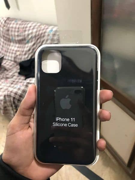 iPhone 11 - Unbeatable Price! Mint Condition, 91% Battery Health! 5