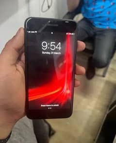 I phone 7 plus 128gb pta approved