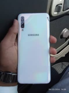 Samsung galaxy a50 for sale , price kam ho jaye gi, number:03358373862