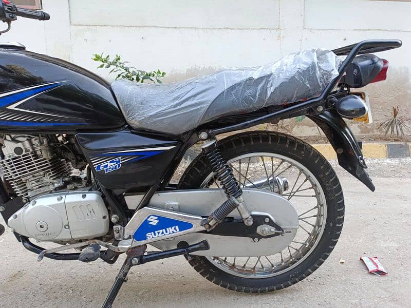Rs. 170000
Suzuki 150cc Model 2015 Karachi number
Complete documents 1