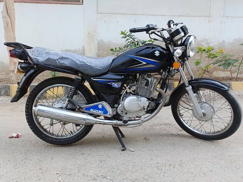 Rs. 170000
Suzuki 150cc Model 2015 Karachi number
Complete documents 16