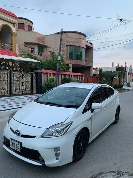 Toyota Prius 2014 for sale 1