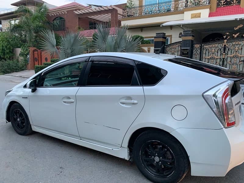 Toyota Prius 2014 for sale 7