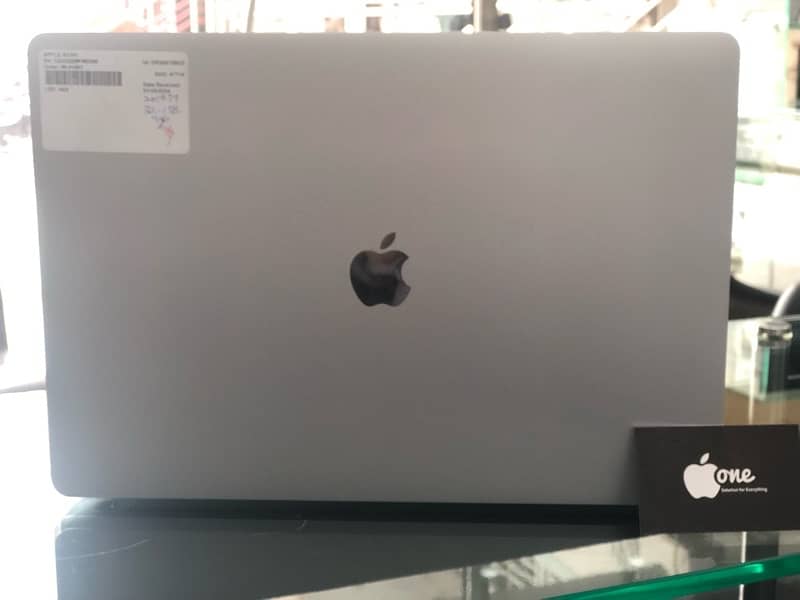 Macbook Pro 2019 16 inch 0