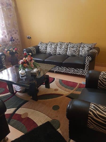 7 seater sofa set with double step table 5
