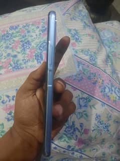 vivo y 33s used mobile 10/10 with box and charger