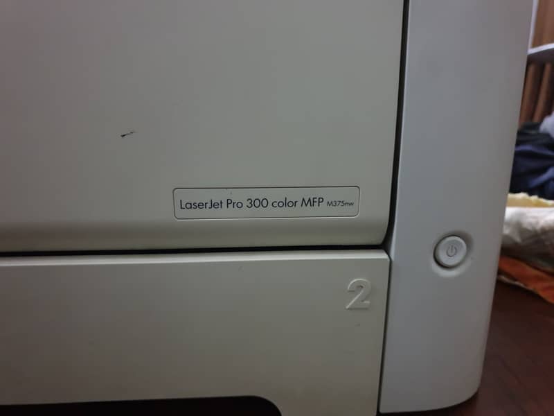 HP laserjet pro 300 color MFP 3