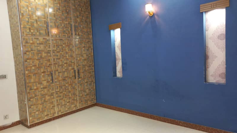 8 MARLA UPPER PORTION FOR RENT IN MILITARY ACCOUNTS COLLEGE ROAD LAHORE 4