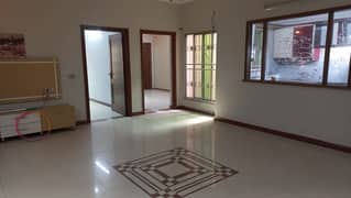 8 MARLA UPPER PORTION FOR RENT IN MILITARY ACCOUNTS COLLEGE ROAD LAHORE 0