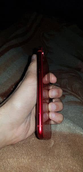 iPhone XR ( RED Colous ) 5
