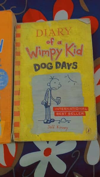3 Comic Book Pack - Wimpy Kid (The Long Haul , Dog Days) , ROALD DAHL 3