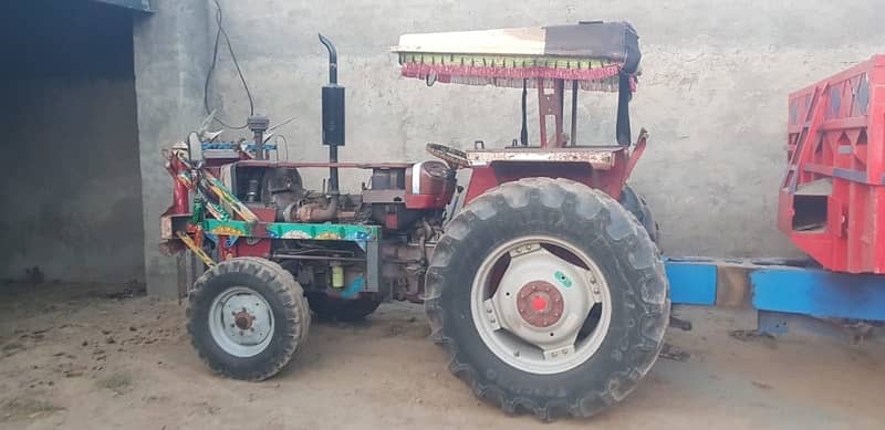 MF260 tractor + tralla 0