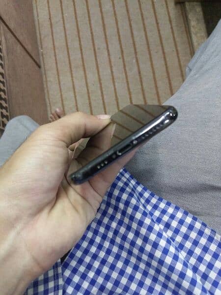 Iphone xs factory unlock 2