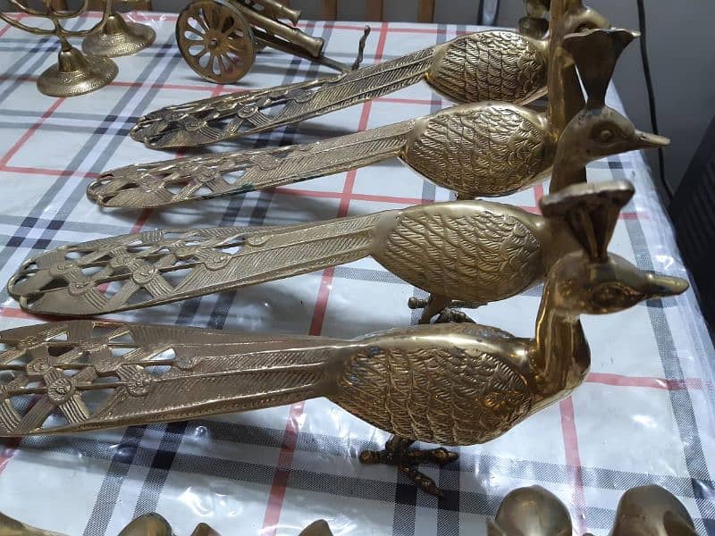 Brass Showpieces for Decoration 17