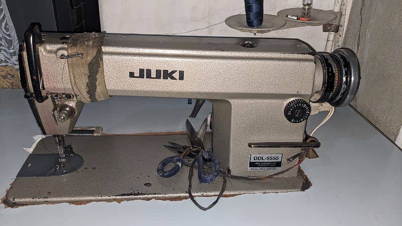 Juki Stitching Machine - Industrial Grade, Excellent Condition 0