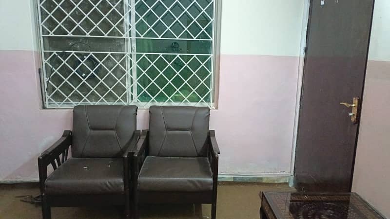 Furnish room available in G7 for ladies only 4
