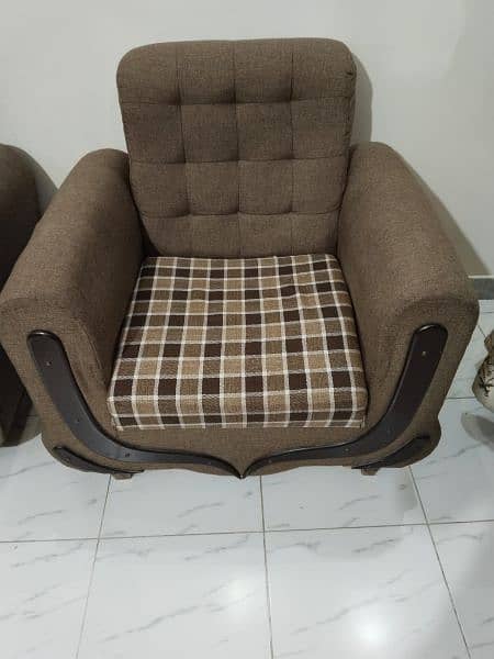 7 seater Sofa set available for sale 2