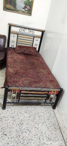 2 x Single iron bed with mattress 4