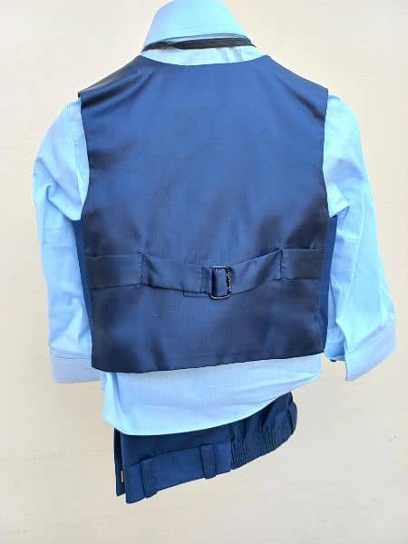 Formal coat pant for 1 year kids one day used only good condition 3