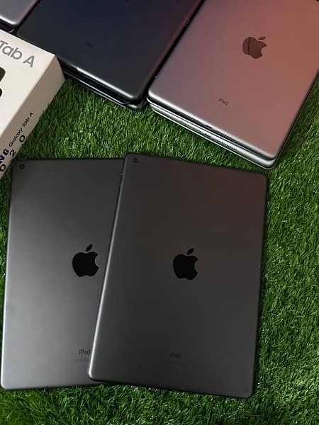 Brand Apple Model Name iPad 7th Generation Color Grey Screen 0