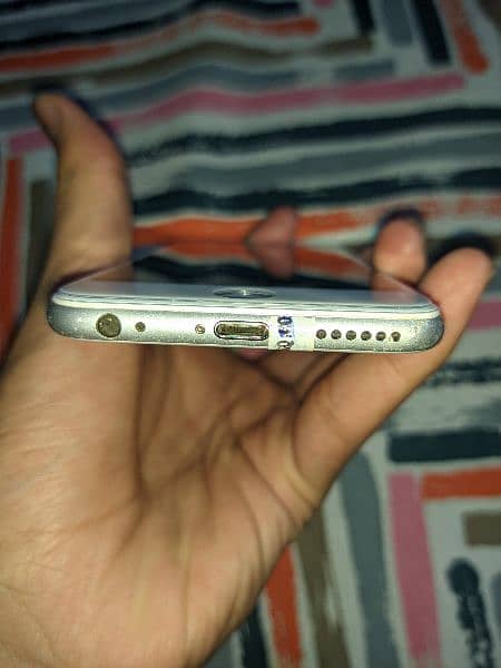 Apple Iphone 6 64Gb PTA Approved For Sale 4