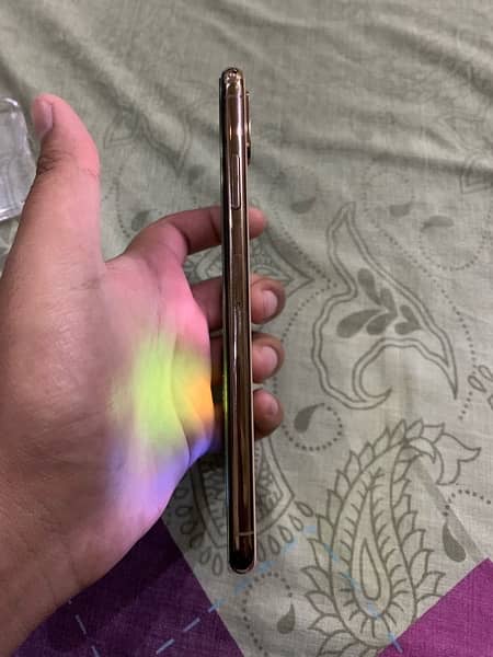 Apple IPhone XS MAX 64 GB PTA Approved 5