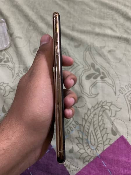 Apple IPhone XS MAX 64 GB PTA Approved 6
