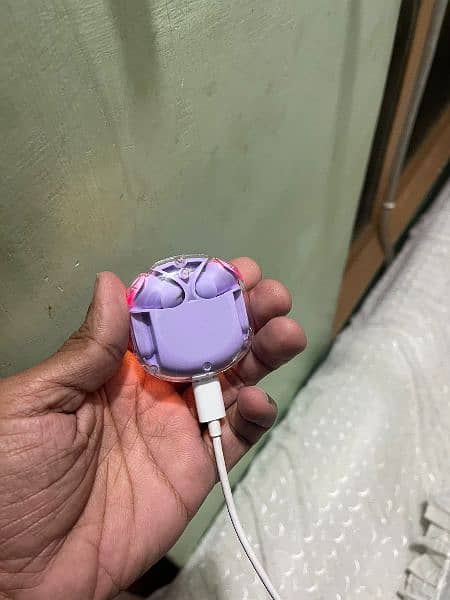 T8 Purple Earbuds 4