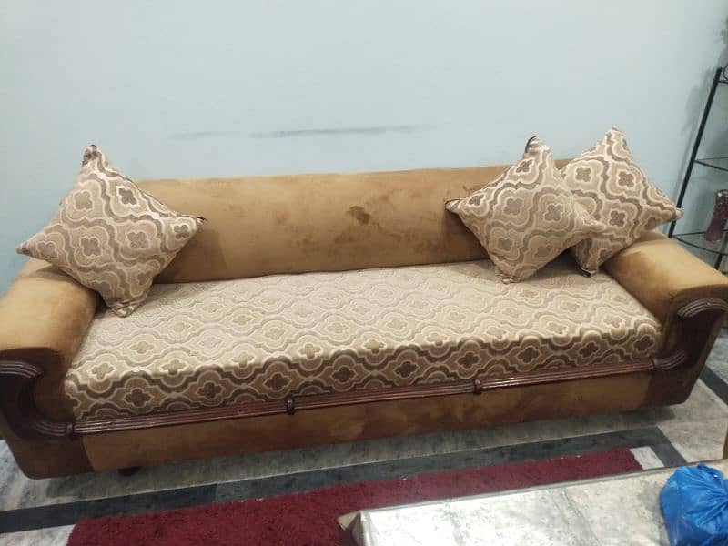 7 seater almost new sofa for sale 0