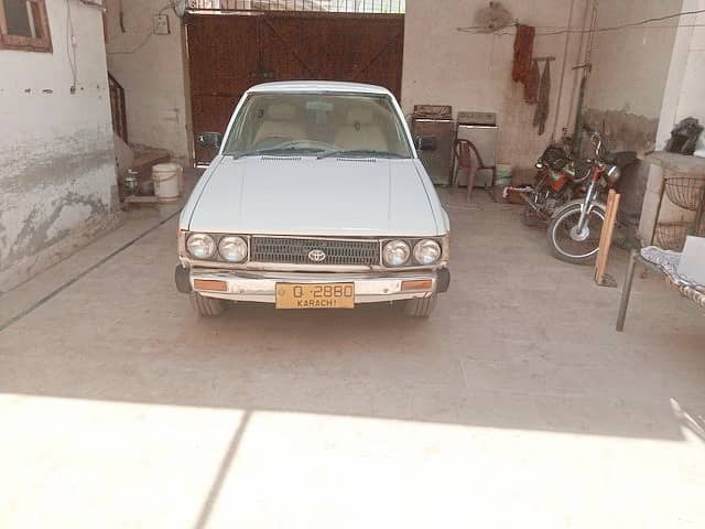 Toyota Corolla, 1980 , 44 years old , Saloon 8