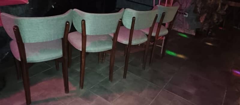 restaurant tables and chairs 7
