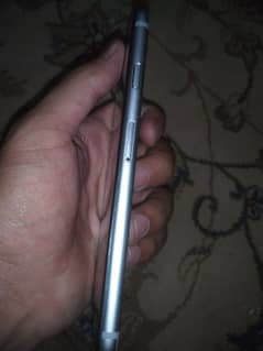 selling Apple  iPhone 6 0